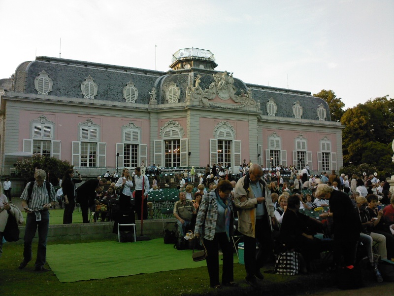 vorm Konzert.
